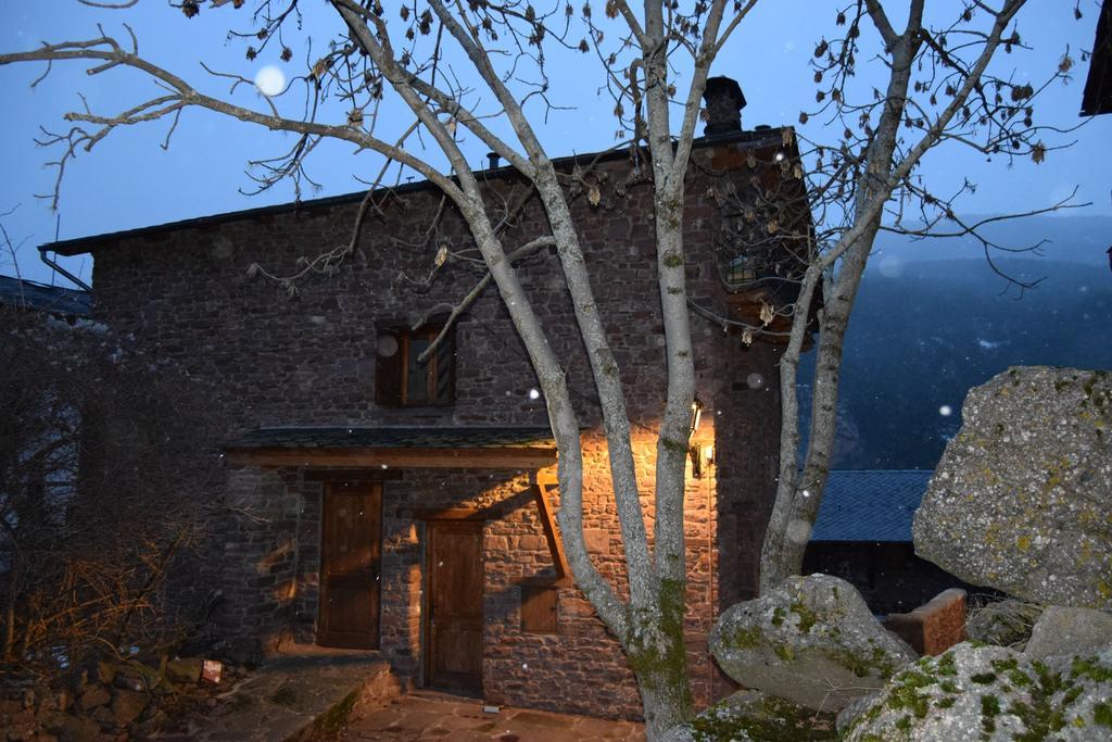 Appartement El Corralet De Cal Tonico à Llagunes Extérieur photo